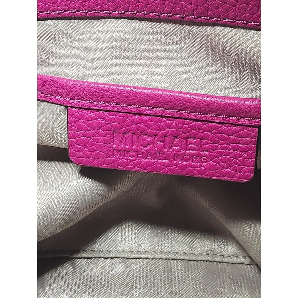 Michael Kors Tote Bag Fuchsia Leather Silver Shoulder Minimalist MK Charm